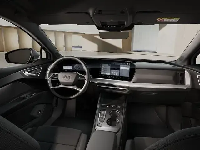 Nouă Audi Q4 e-tron Advanced 150 kW (204 CP) 2026 Gri SUV