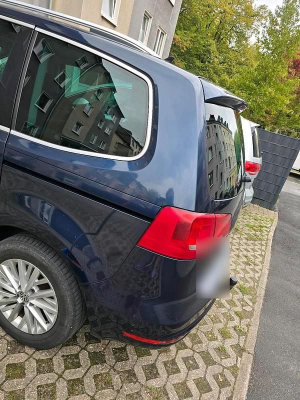 Gebraucht VW Sharan 140 PS (102 kW) 2010 Blau Van / Kleinbus