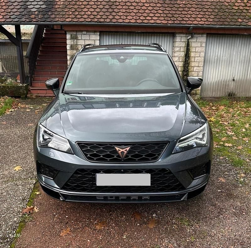 Grau Gebraucht 2019 Cupra Ateca SUV | 26.900 € (Guter Preis) - Bild 1/4