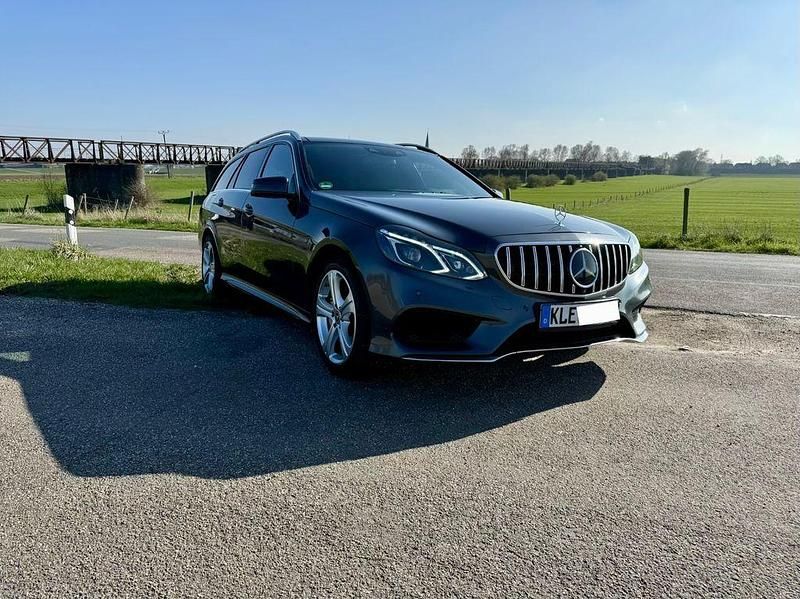 Gebraucht Mercedes E350 AMG 258 PS (189 kW) 2016 Grau Kombi