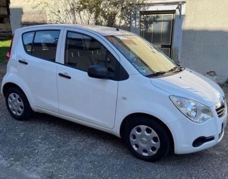 Gebraucht Opel Agila 69 PS (50 kW) 2009 Weiß Kleinwagen