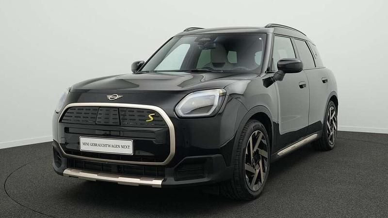 Schwarz Gebraucht 2024 Mini Countryman Favoured SUV | 41.418 € (Superpreis) - Bild 1/4