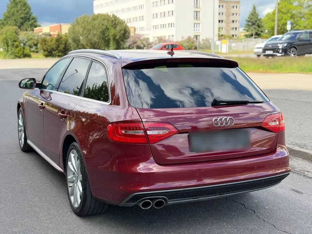Gebraucht Audi A4 S-Line 190 PS (139 kW) 2015 Rot Kombi