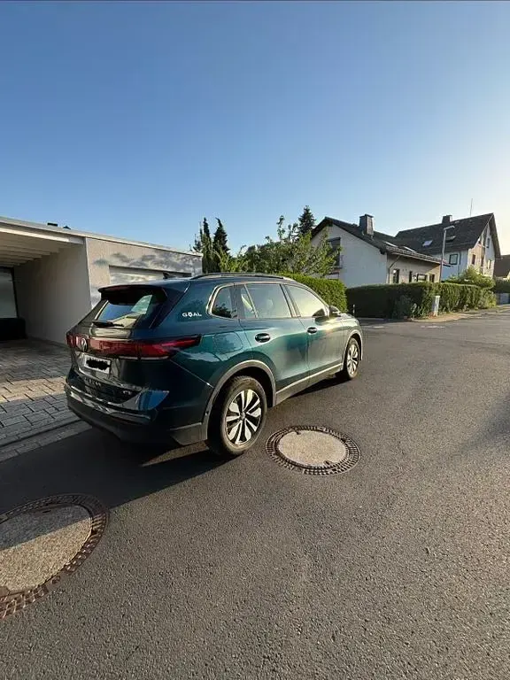 Gebraucht VW Tiguan Goal 150 PS (110 kW) 2025 Blau SUV