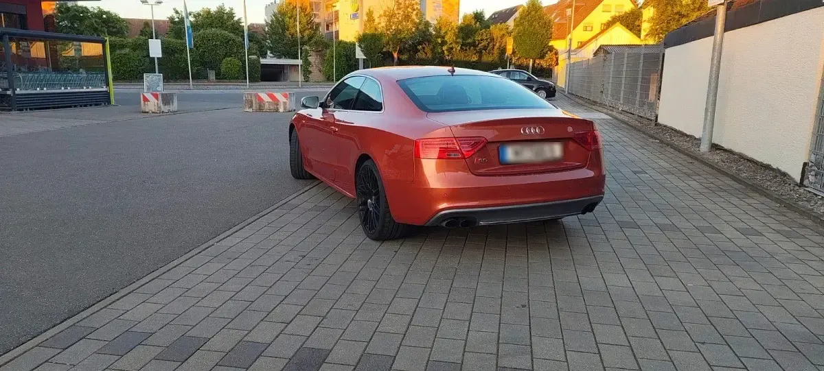 Gebraucht Audi S5 Ambiente 333 PS (244 kW) 2013 Orange Coupé