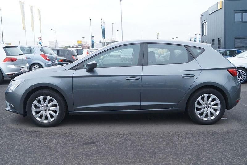 Gebraucht Seat Leon Style 190 PS (139 kW) 2013 Grau Limousine