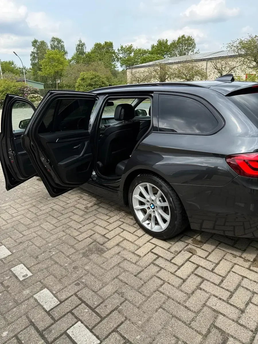 Używany BMW 520 183 KM (134 kW) 2012 Szary Kombi