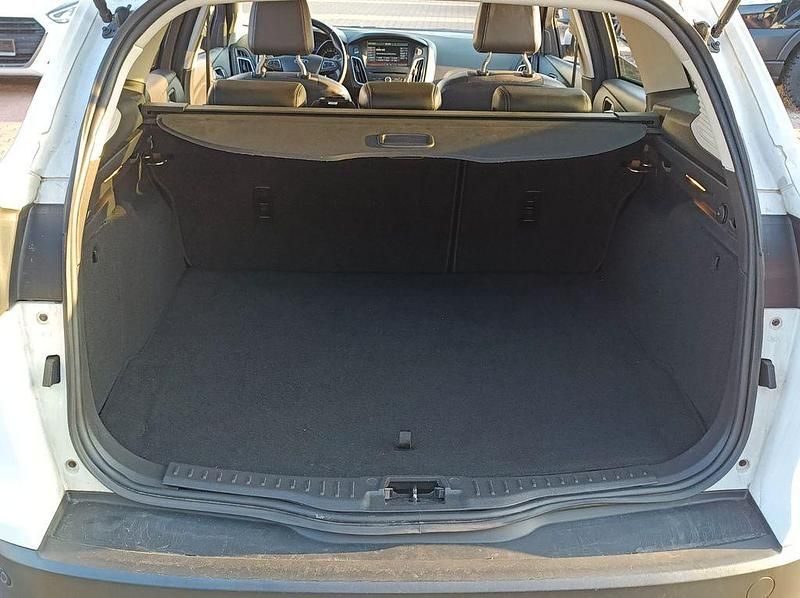 Second-hand Ford Focus Titanium 150 CP (110 kW) 2015 Alb Berlinǎ