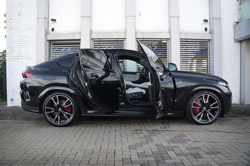 Saphirschwarz met. Gebraucht 2024 BMW X6 M Sport SUV | 91.500 € (Etwas zu teuer) - Bild 1/4
