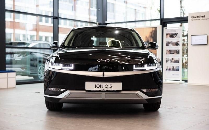 Gebraucht Hyundai Ioniq 5 Dynamiq 125 kW (170 PS) 2024 Abyss black SUV