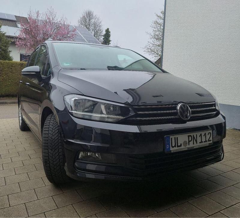 Gebraucht VW Touran 150 PS (110 kW) 2019 Schwarz Van / Kleinbus