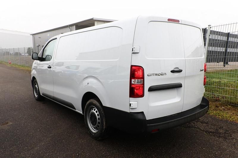 Neu Citroën Jumpy 144 PS (105 kW) 2025 Kaolinweiß Van / Kleinbus
