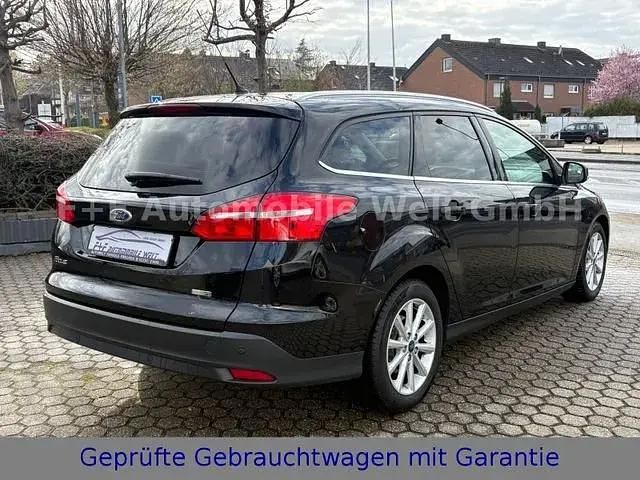 Second-hand Ford Focus Titanium 125 CP (91 kW) 2017 Negru Berlinǎ