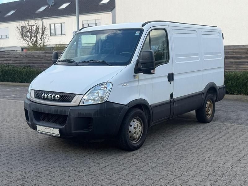 Gebraucht Iveco Daily 136 PS (100 kW) 2009 Weiß Van / Kleinbus