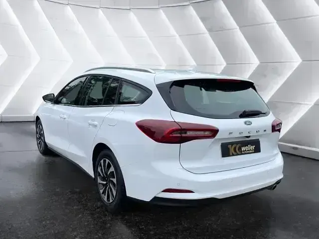 Używany Ford Focus Titanium 116 KM (85 kW) 2025 Biały Kombi