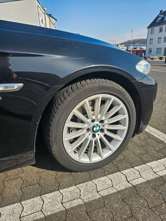 Gebraucht BMW 525 218 PS (160 kW) 2012 Schwarz Limousine