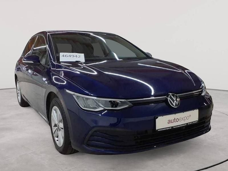 Atlantic blue metallic Gebraucht 2023 VW Golf Life Limousine | 23.590 € (Guter Preis) - Bild 1/4