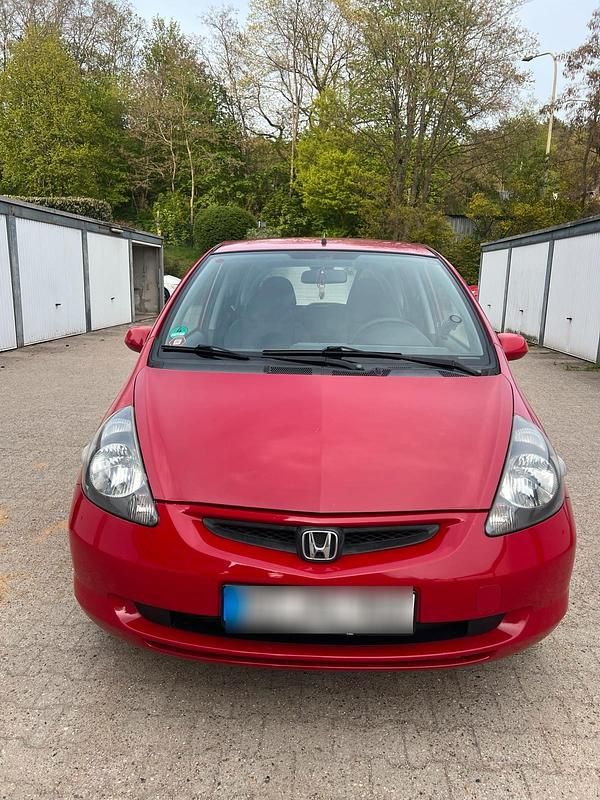 Second-hand Honda Jazz 83 CP (61 kW) 2003 Roșu Hatchback