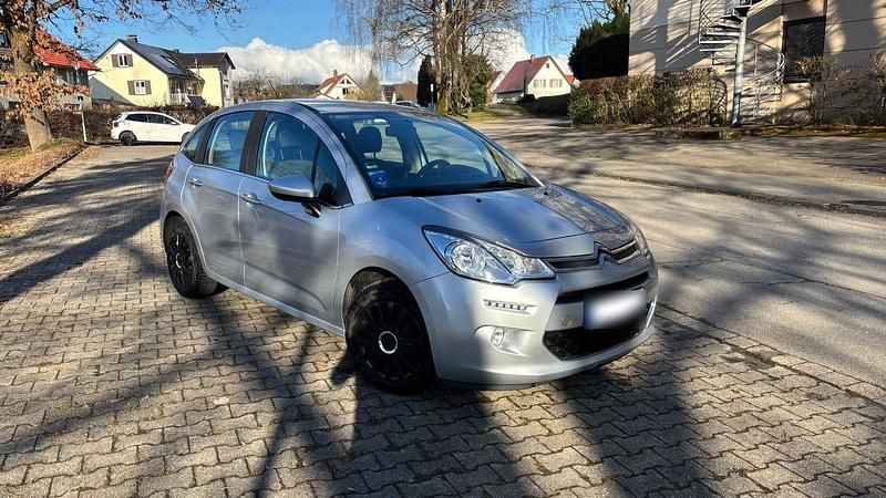 Gebraucht Citroën C3 PureTech 82 PS (60 kW) 2015 Silber Kleinwagen