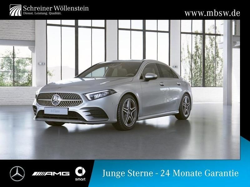 Weiss digitalweiß Gebraucht 2022 Mercedes A250 AMG Limousine | 25.370 € (Guter Preis) - Bild 1/4