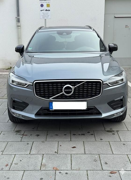 Gebraucht Volvo XC60 R-Design 310 PS (228 kW) 2019 Grau SUV