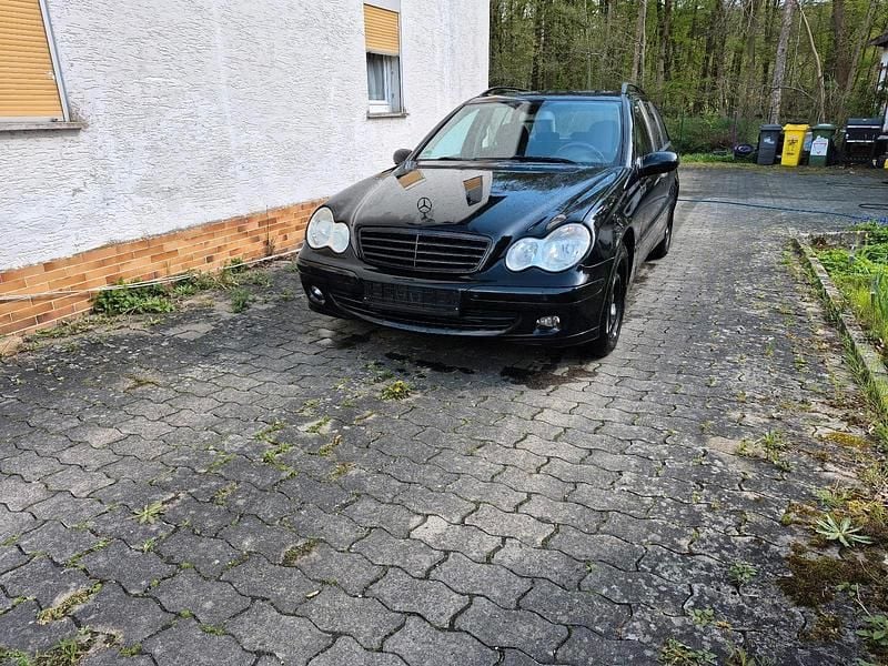 Gebraucht Mercedes C200 163 PS (119 kW) 2006 Schwarz Kombi