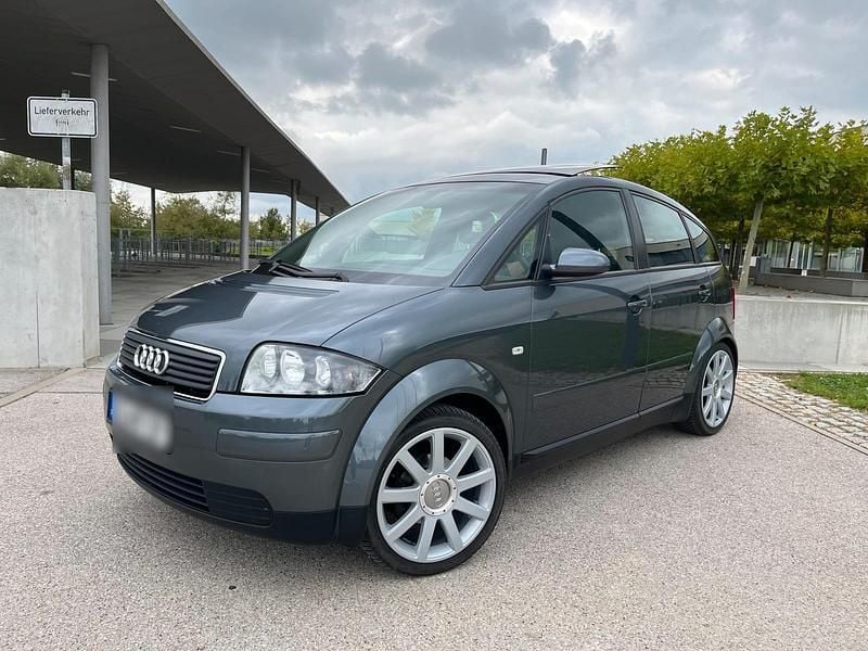 Grau Gebraucht 2002 Audi A2 S-Line Kleinwagen | 4.700 € (Teuer) - Bild 1/4