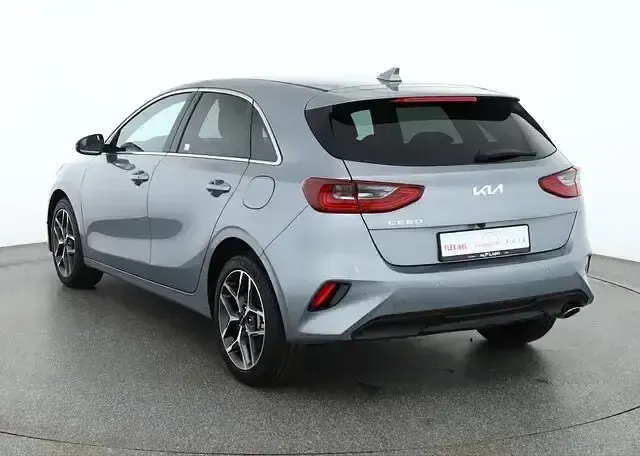Nowe Kia Ceed 140 KM (102 kW) 2025 Szary Hatchback