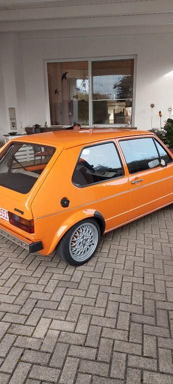 Gebraucht VW Golf I 50 PS (36 kW) 1982 Orange Kleinwagen