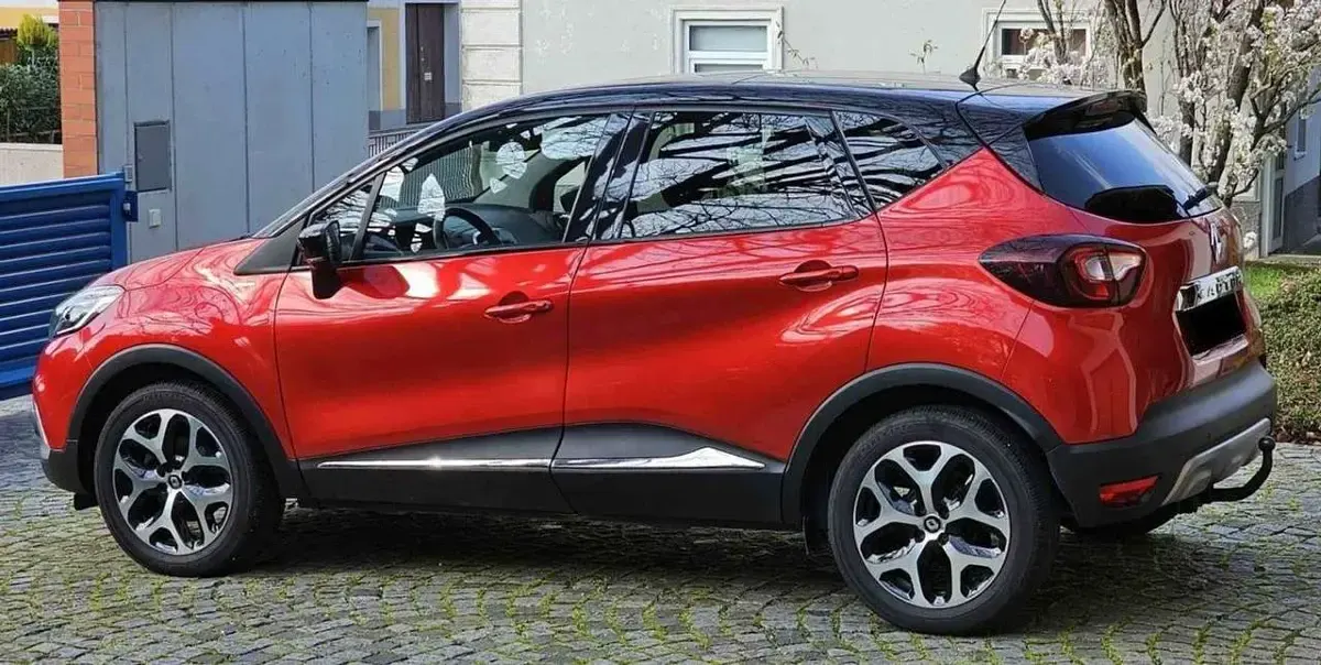 Używany Renault Captur Initiale Paris 118 KM (86 kW) 2017 Czerwony SUV