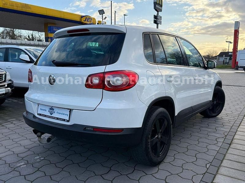 Gebraucht VW Tiguan Trendline 150 PS (110 kW) 2008 Weiß SUV