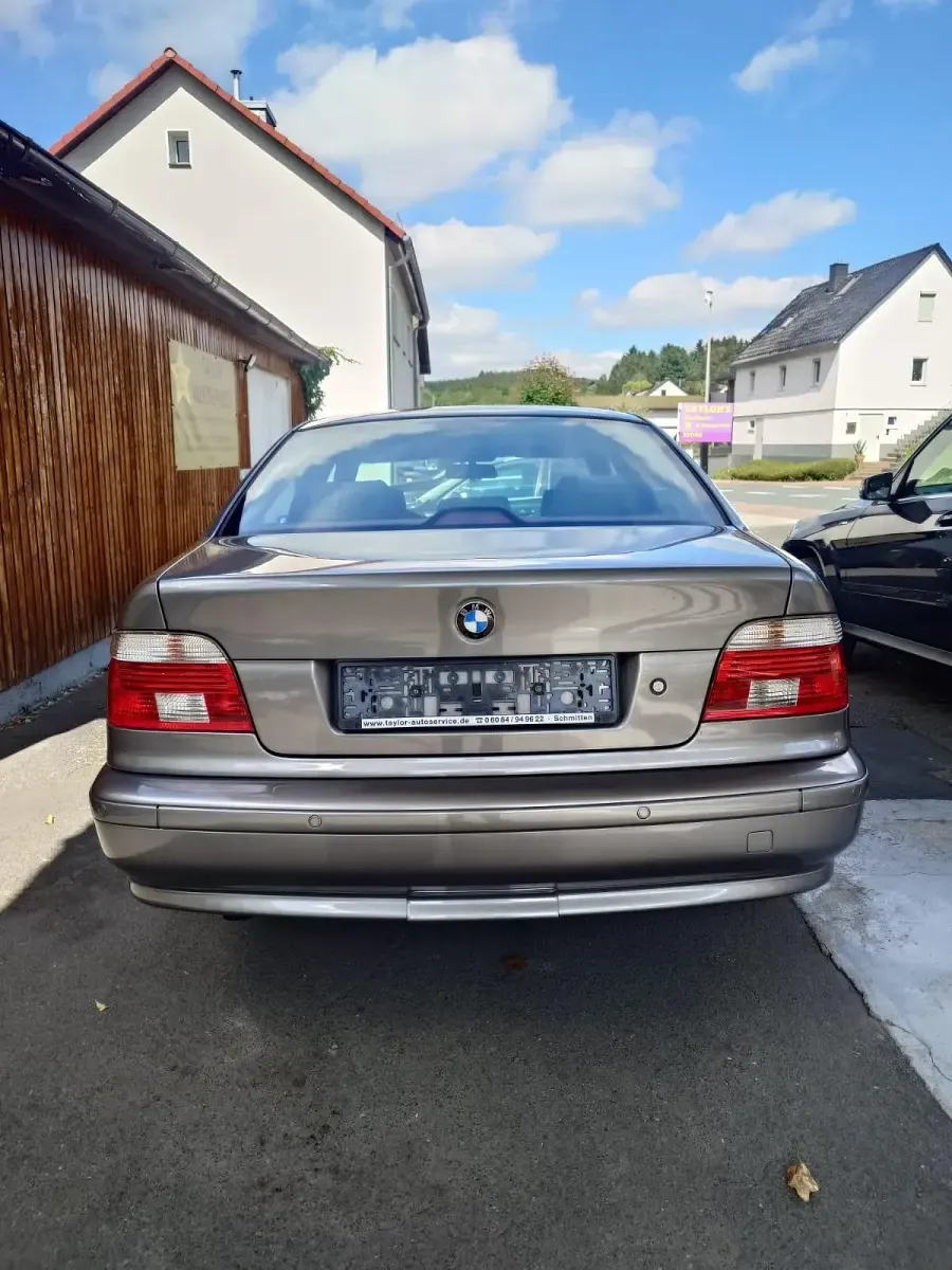 Gebraucht BMW 525 192 PS (141 kW) 2003 Grau Limousine