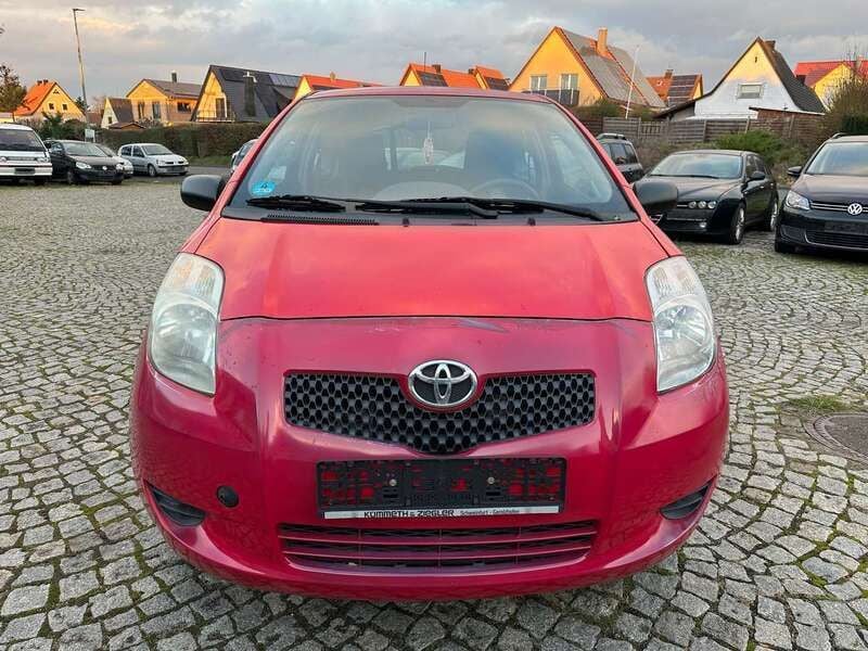 Vulcanorot Gebraucht 2008 Toyota Yaris Basis Kleinwagen | 1.000 € (Guter Preis) - Bild 1/4