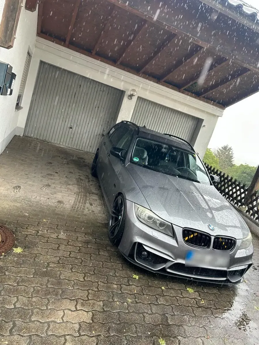 Gebraucht BMW 320 Performance 177 PS (130 kW) 2010 Grau Kombi