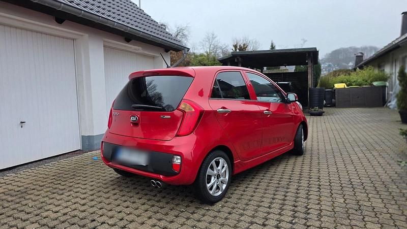 Gebraucht Kia Picanto Platinum 86 PS (63 kW) 2015 Rot Kleinwagen