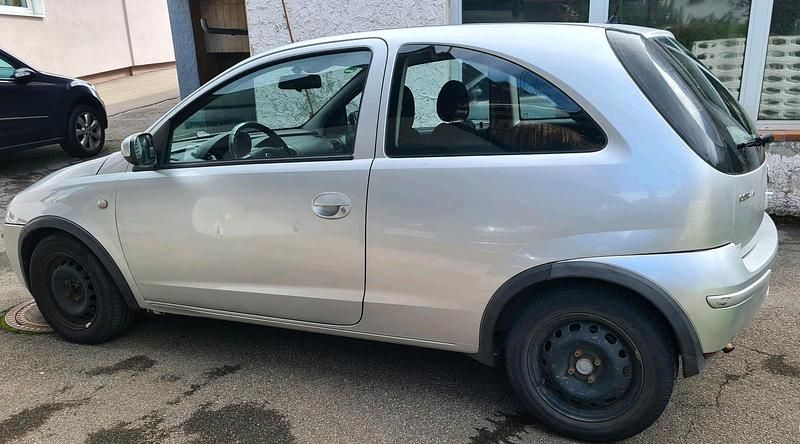Gebraucht Opel Corsa 60 PS (44 kW) 2005 Silber Kleinwagen