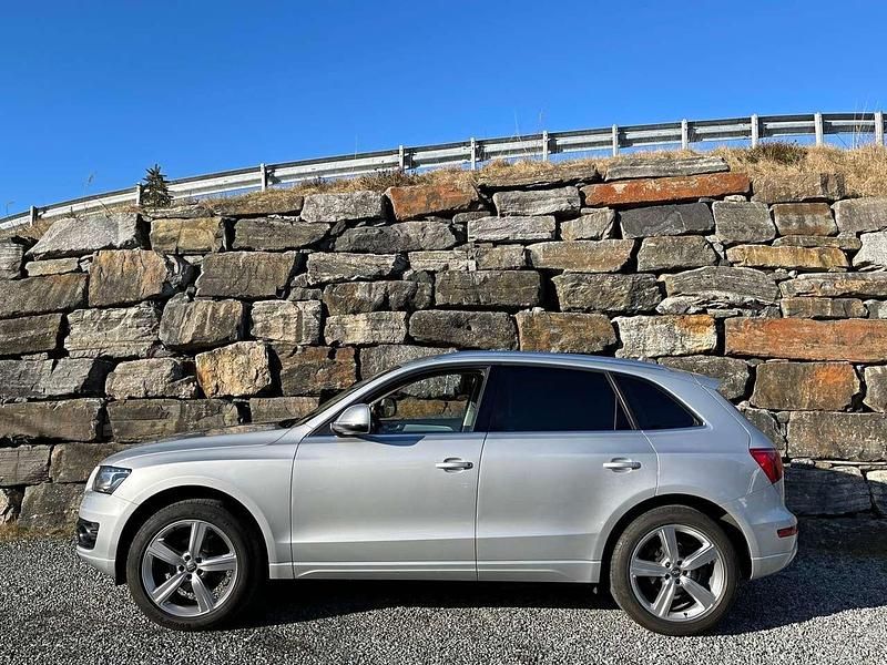 Gebraucht Audi Q5 177 PS (130 kW) 2012 Silber SUV