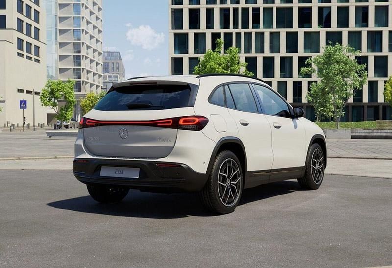 Gebraucht Mercedes EQA300 Progressive 167 kW (228 PS) 2023 Weiß SUV