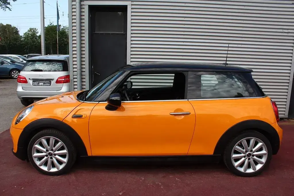Gebraucht Mini John Cooper Works 136 PS (100 kW) 2015 Orange Kleinwagen