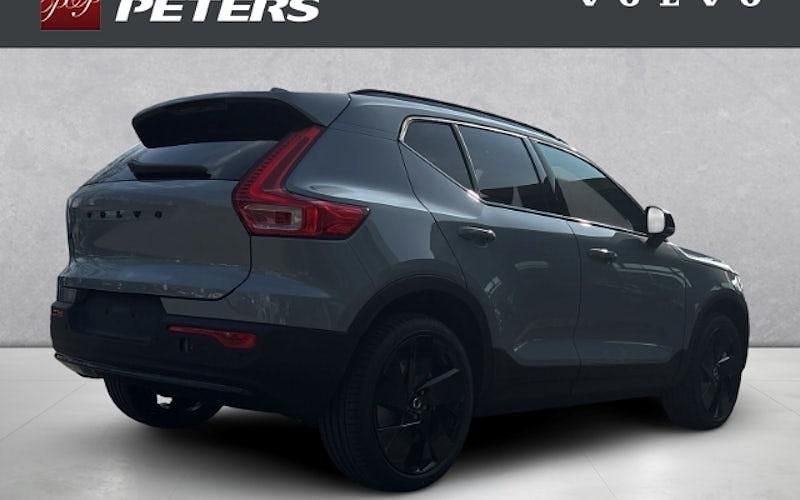 Neu Volvo EX40 Plus 185 kW (252 PS) 2026 Grau SUV