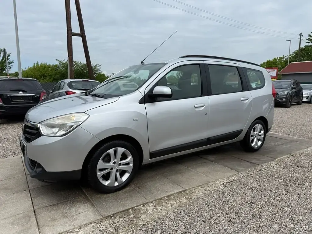 Gebraucht Dacia Lodgy Prestige 83 PS (61 kW) 2012 Grau etoile Van / Kleinbus