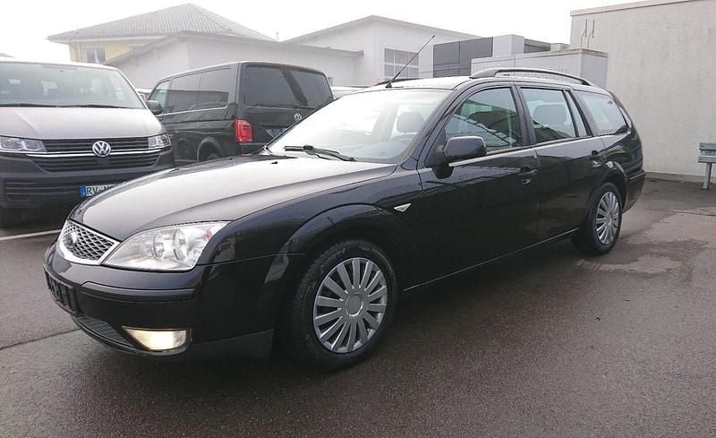 Gebraucht Ford Mondeo Ambiente 125 PS (91 kW) 2006 Schwarz Kombi