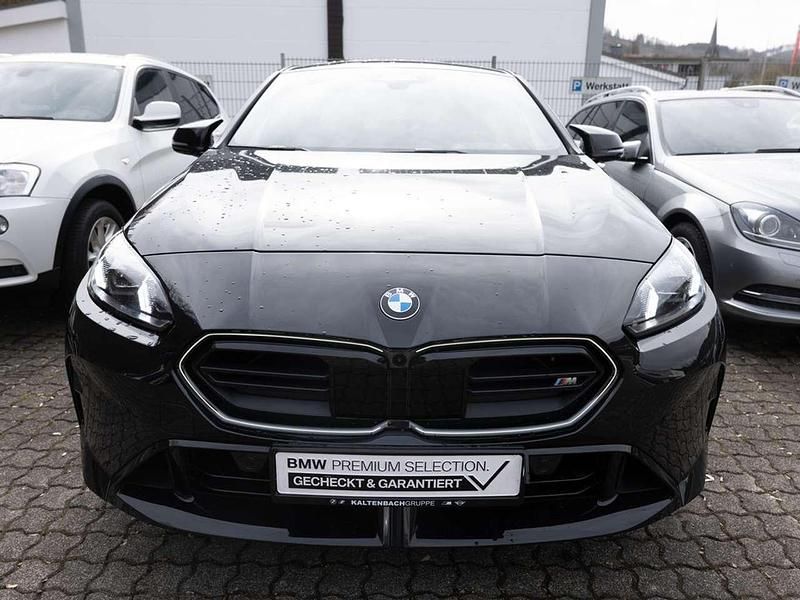 Gebraucht BMW 135 Performance 300 PS (220 kW) 2025 Schwarz Kleinwagen