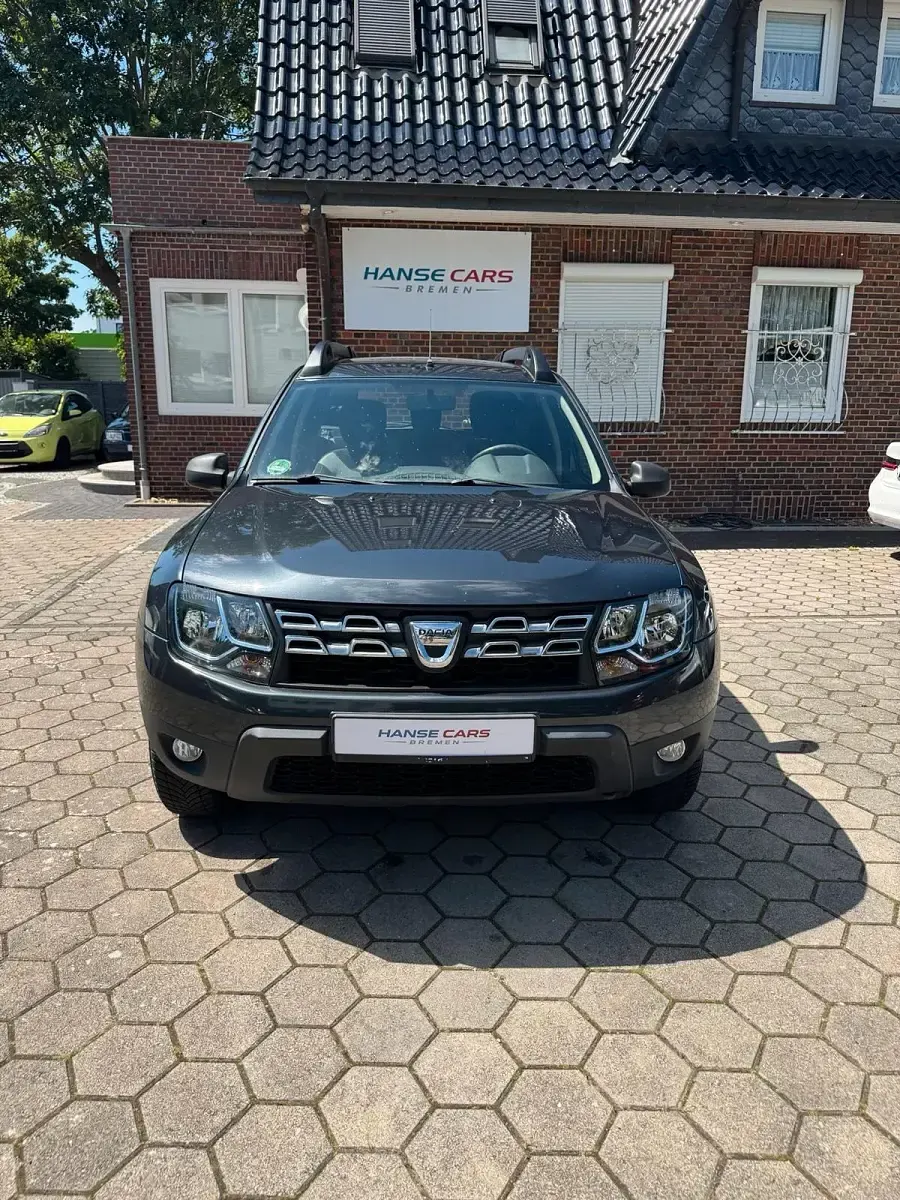 Gebraucht Dacia Duster 128 PS (94 kW) 2016 Grau SUV