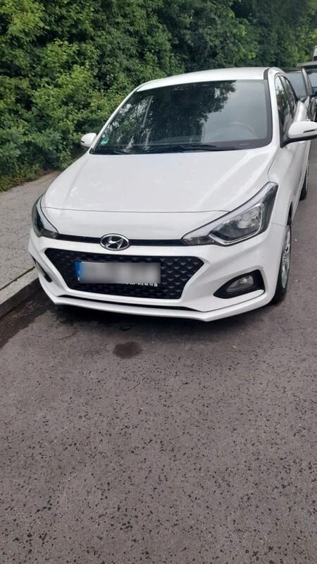 Weiß Gebraucht 2019 Hyundai i20 Select Kleinwagen | 9.699 € (Guter Preis) - Bild 1/4