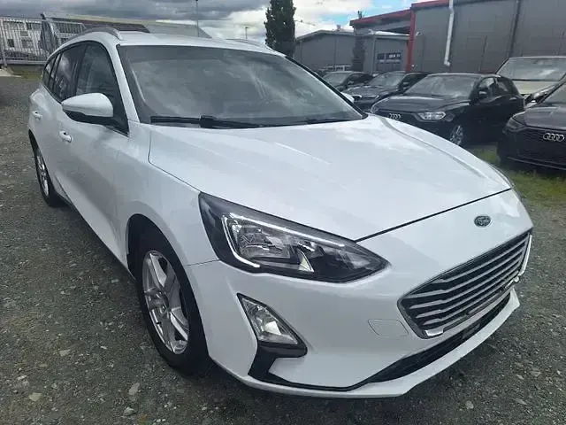 Gebraucht Ford Focus Cool & Connect 120 PS (88 kW) 2019 Weiß Kombi