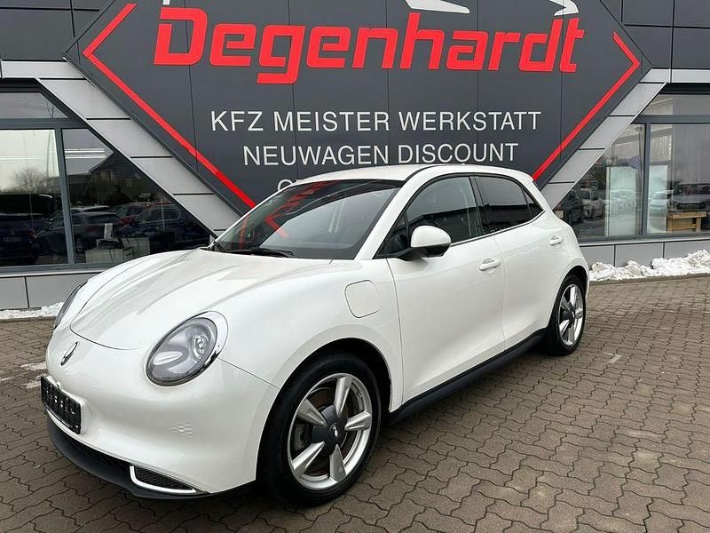 Weiß Gebraucht 2023 Ora Funky Cat 400 Pro Kleinwagen | 17.990 € (Guter Preis) - Bild 1/4