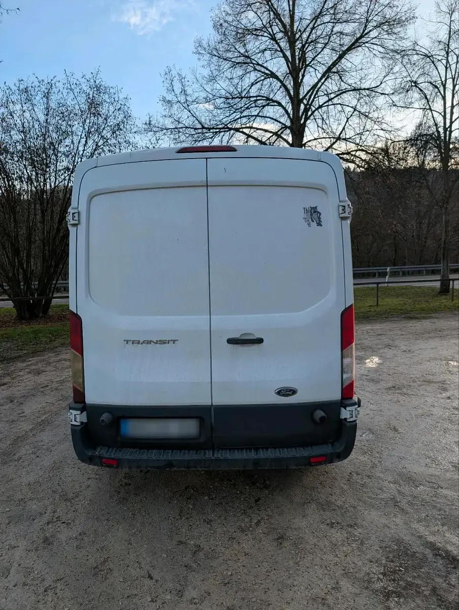 Gebraucht Ford Transit 131 PS (96 kW) 2017 Weiß Van / Kleinbus