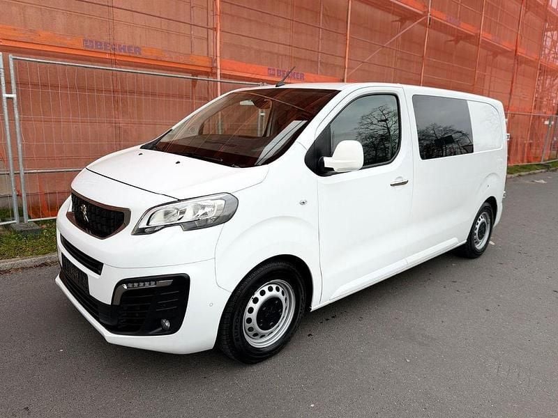 Gebraucht Peugeot Expert 177 PS (130 kW) 2019 Weiß Van