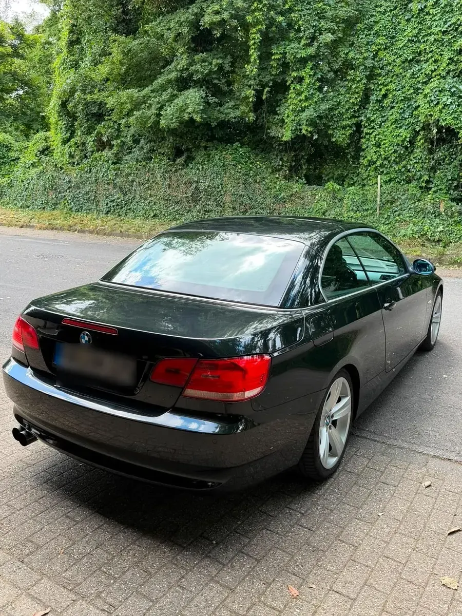 Gebraucht BMW 325 Cabriolet Performance 218 PS (160 kW) 2007 Schwarz Cabrio